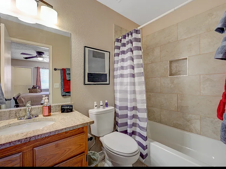 6600 Light Breeze Dr — Photo 10