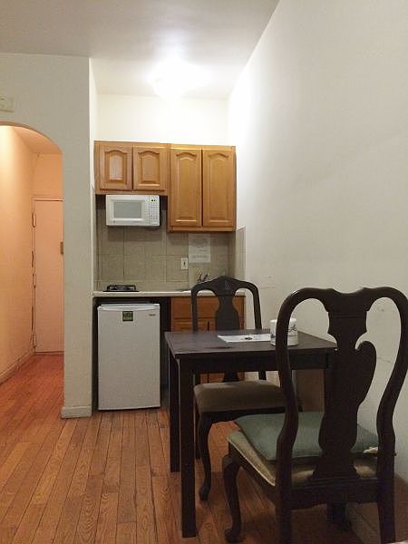 2nd image of 73 Lexington Ave APT 3A
