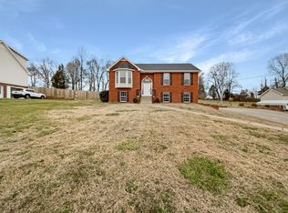 1026 Heatherwood Rd, Pleasant View, TN 37146