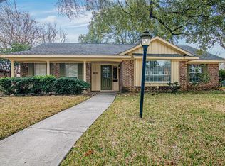 18230 Caprice Ln, Houston, TX 77058