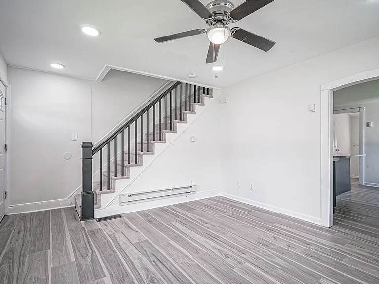 21 & 23 Harding Ave #21 — Photo 21