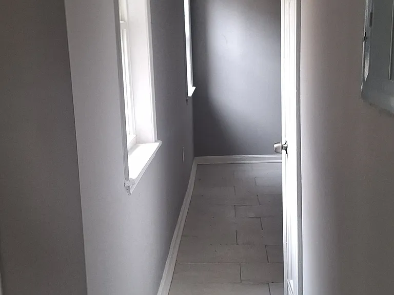 1436 W Baltimore St — Photo 4