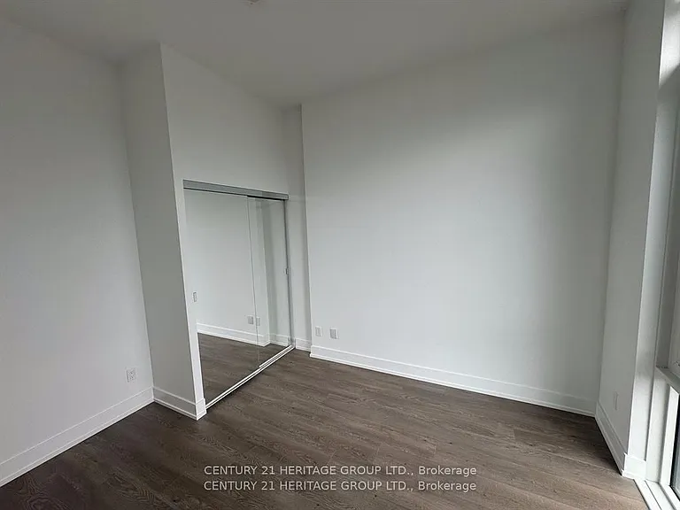 308 Jarvis St #3401 — Photo 6