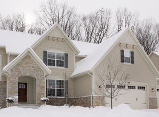 4750 Catalpa Dr SE, Grand Rapids, MI 49546