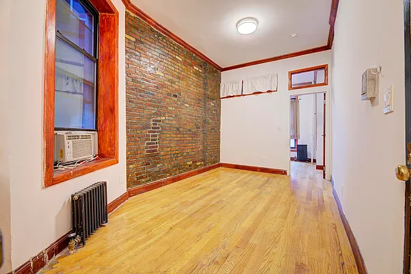 Rented by REAL New York | media 14