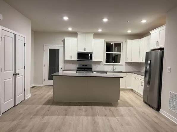 54 Continental Way, Bridgeport, PA 19405