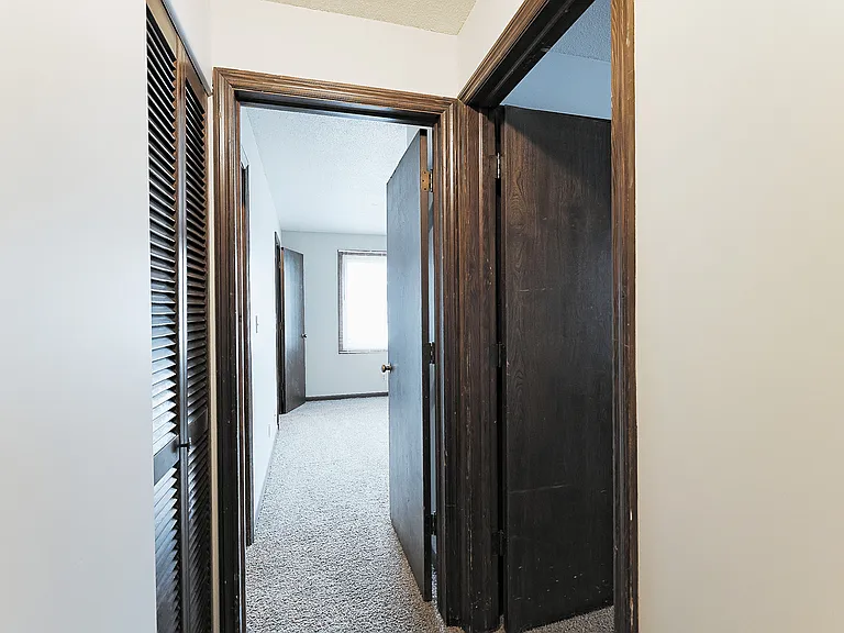 1110 F St #5 — Photo 21