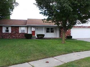 2965 Luverne Ave, Oregon, OH 43616