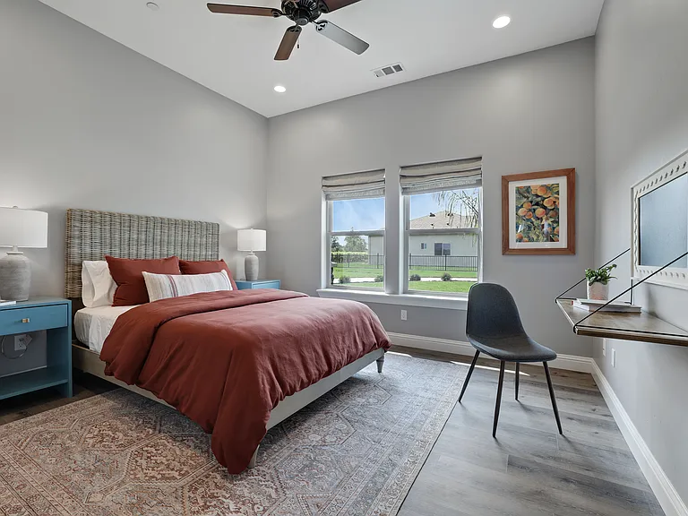 9467 E Jahant Rd — Photo 34