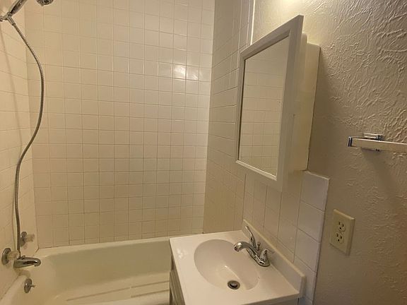 4th image of 204 E 5th Ave Unit 5