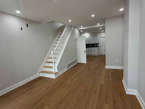1427 S Etting St, Philadelphia, PA 19146