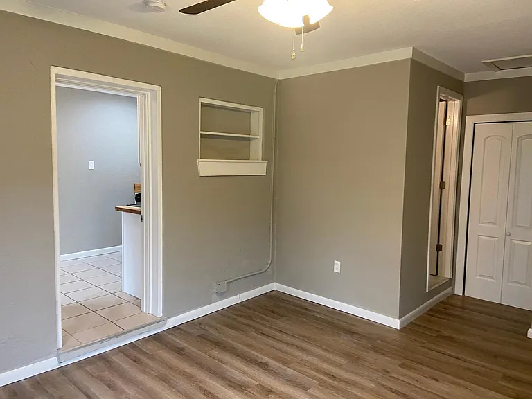 1701 Louise Ave — Photo 6