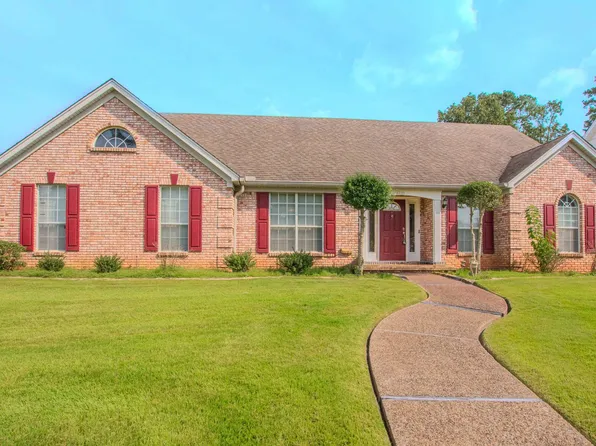 4521 Old Oak Dr, Little Rock, AR 72223