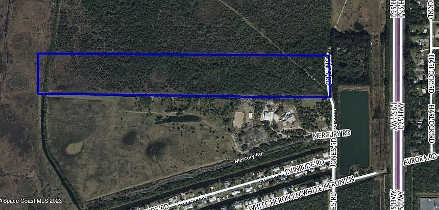 2nd image of 1576 Jones Rd