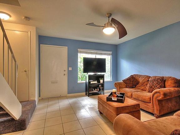 2nd image of 1576 Ivycreek Cir