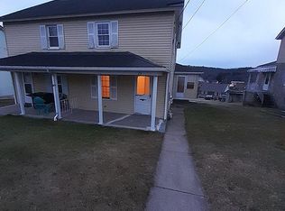 23 Grant St, Cokeburg, PA 15324