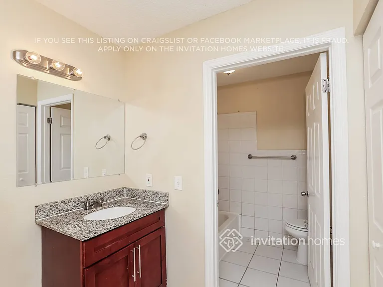937 SE 3rd Ave — Photo 11
