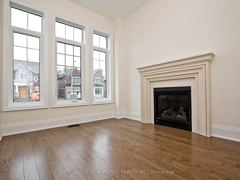 11 Queen Magdalene Pl — Photo 4