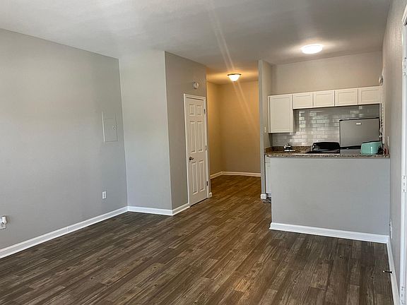 2nd image of 319 E Jones Ave #4