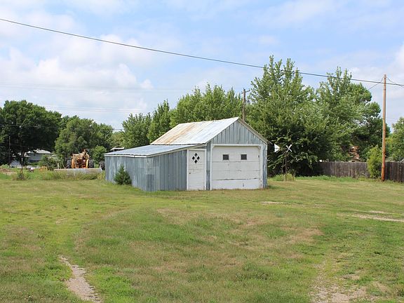 4th image of 533 Old Highway 7