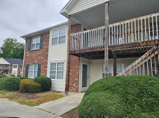 1112 Trinity St APT 809, Thomasville, NC 27360