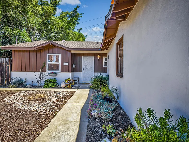 4191 Mount Everest Blvd — Photo 48