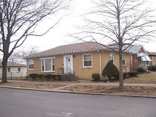 1st image of 7459 N Ottawa Ave
