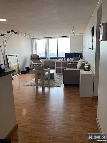 1st image of 770 Anderson Ave APT 10B