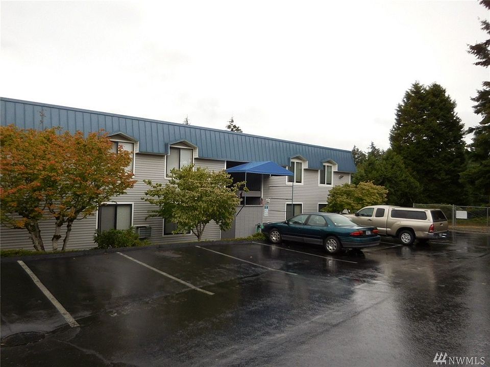 1st image of 924 Shorewood Dr APT E50
