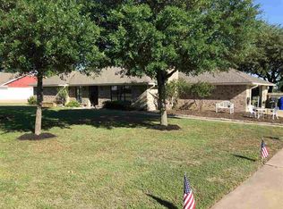 888 Harris Creek Rd, Mc Gregor, TX 76657