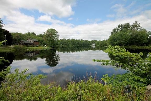 Bow Lake Lagoon