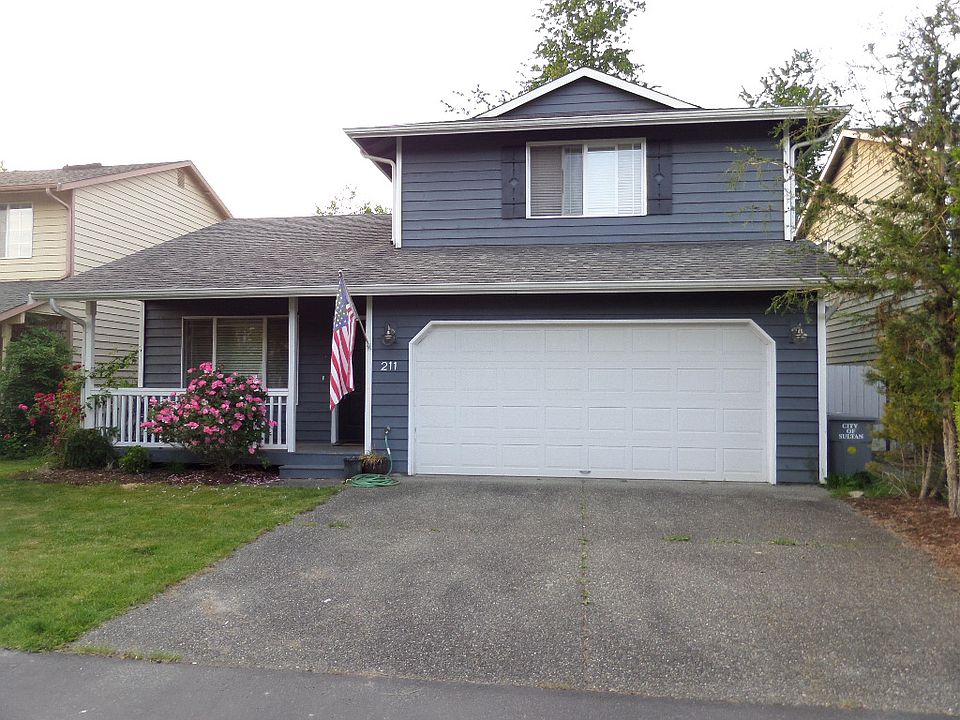 1st image of 211 Wildwood Pl
