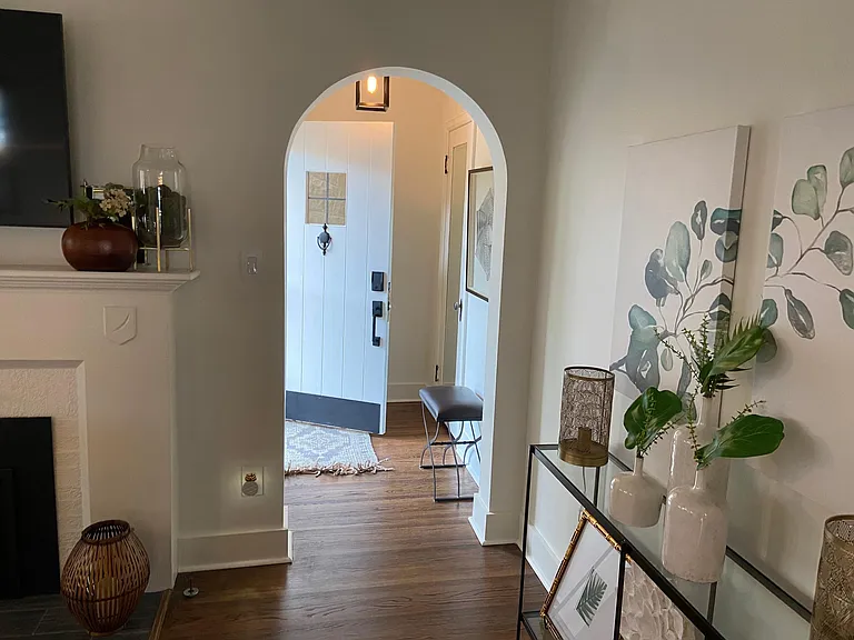 247 N Parkwood Ln — Photo 6
