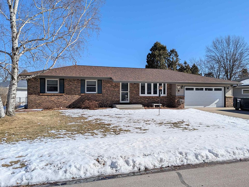 1st image of 2314 N Claremont Dr