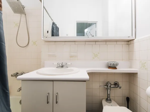 112 West 72nd Street image 11 of 14