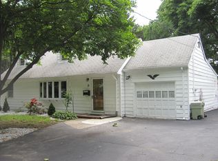 9 Maljim Ct, Wayne, NJ 07470