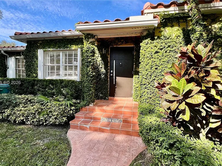 5785 SW 54th Ter #5785 — Photo 11