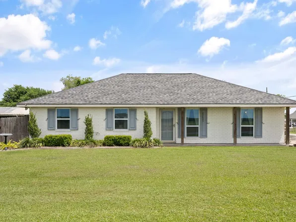 22645 Inness Ln, Vacherie, LA 70090