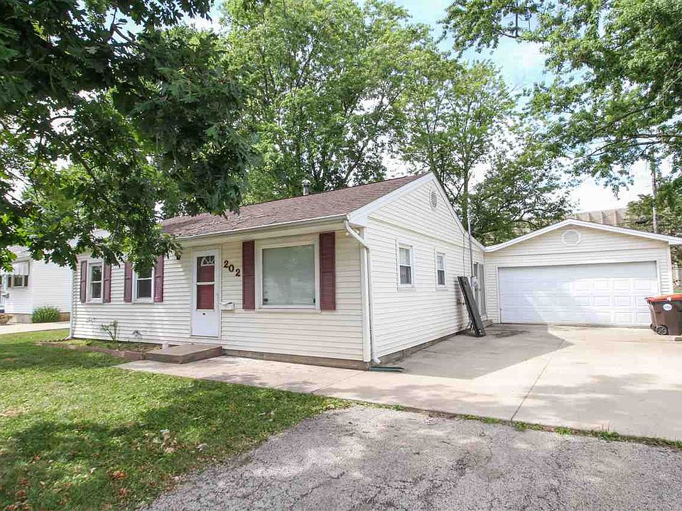 1st image of 202 Welch Dr