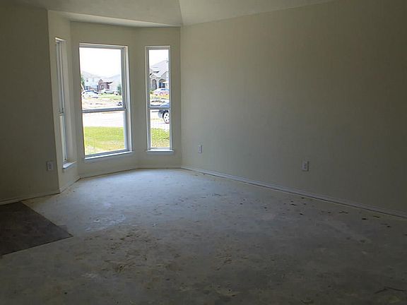3rd image of 10306 Kentington Oak Dr