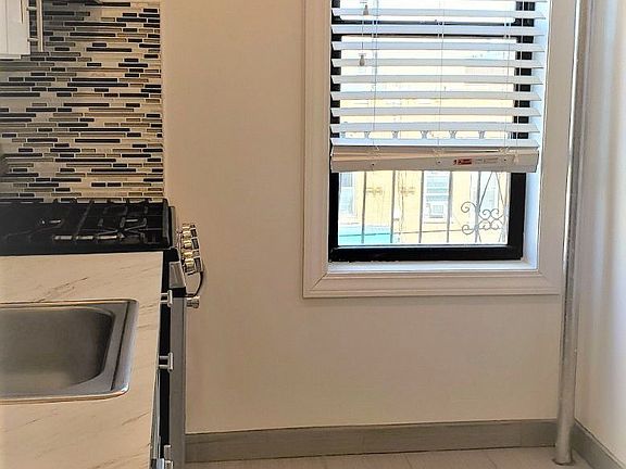 3rd image of 4314 28th Ave APT 17