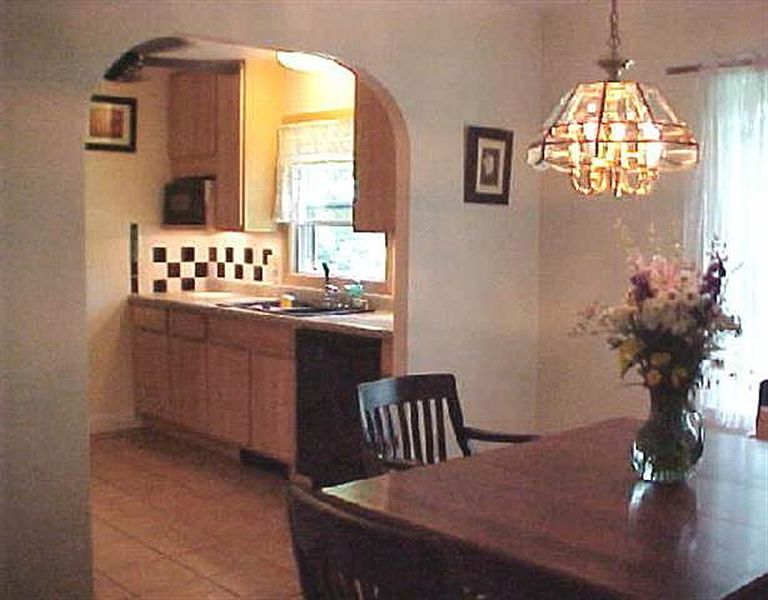 4th image of 16 VENEZIO Avenue