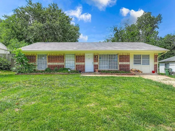 1110 Wycliff Dr, Garland, TX