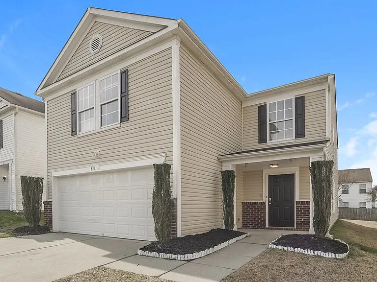 822 Littleton Dr — Photo 4