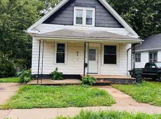 1213 S Helen St, Sioux City, IA 51106