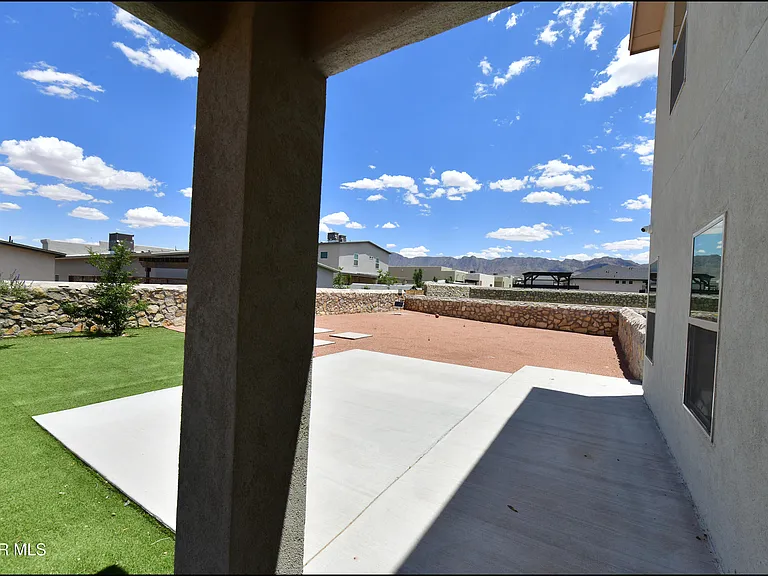 2358 Enchanted Gem Pl — Photo 47