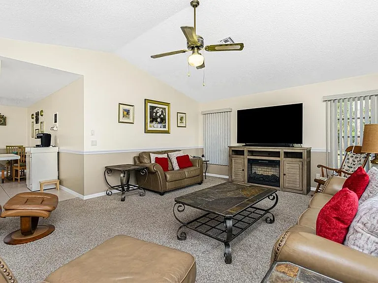 4088 Gingold St — Photo 21