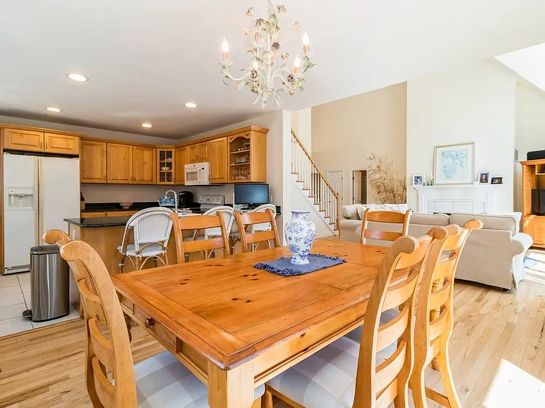 20 Broidy Ln — Photo 11