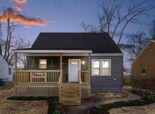 825 E 35th Pl, Gary, IN 46409