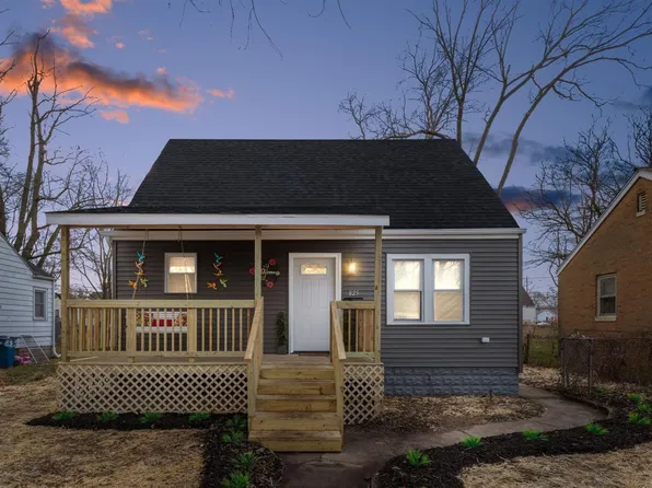825 E 35th Pl, Gary, IN 46409